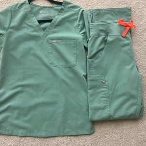 Figs Jade Catarina top + Jade bottom XXS